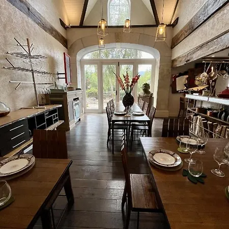 בית הארחה Les Perseides